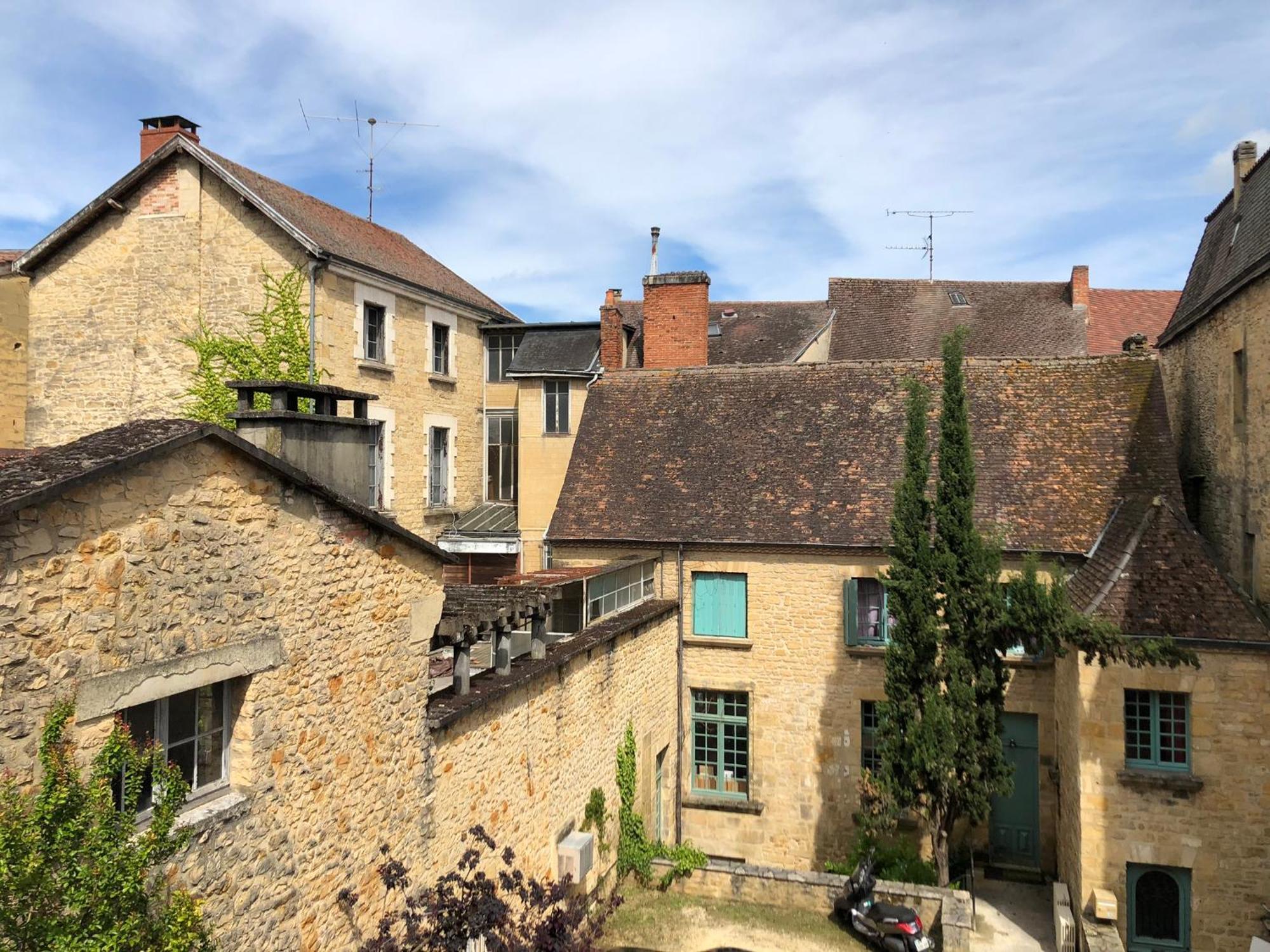 Les Appartements Chambon Сарла-ла-Канеда Номер фото